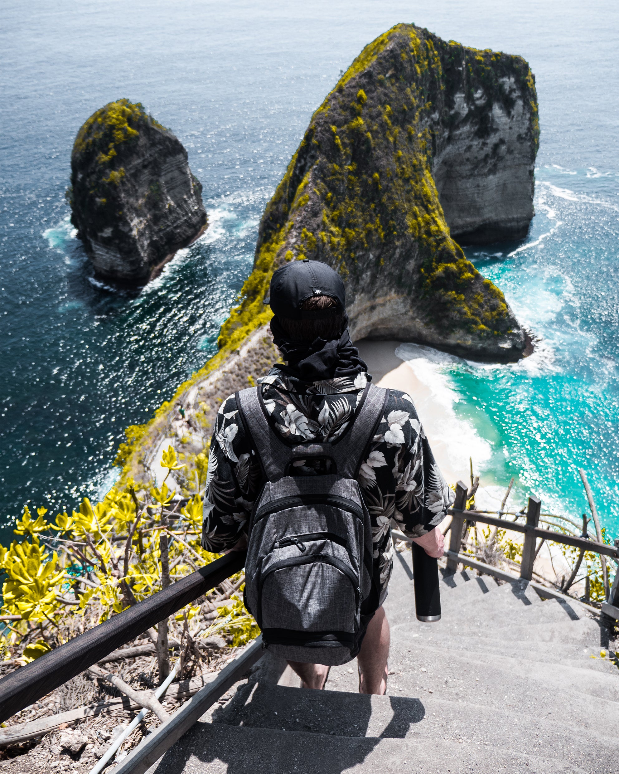 Spring break hiking with bq water bottle